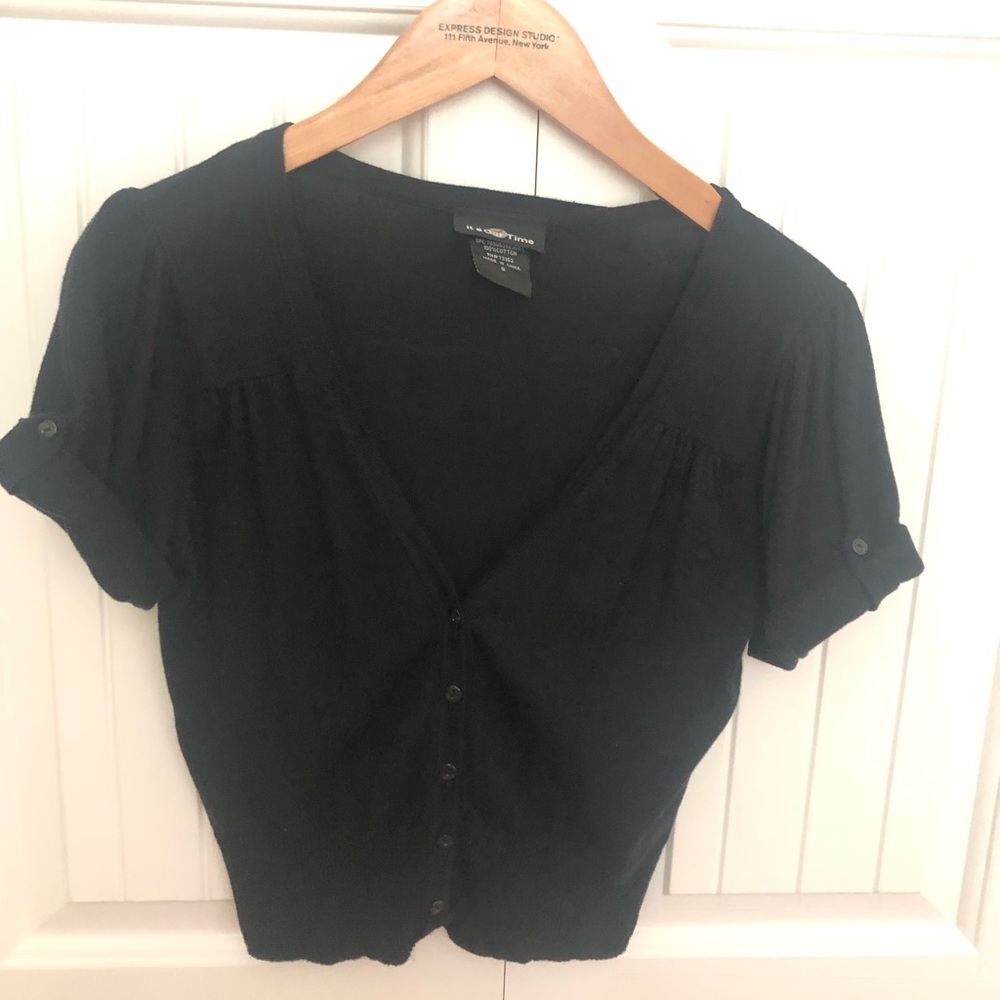 🔥FINAL SALE~ Cardigan with Short Sleeves & Button Detail Size Small